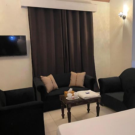 Country Club Motel Lahore Exterior photo